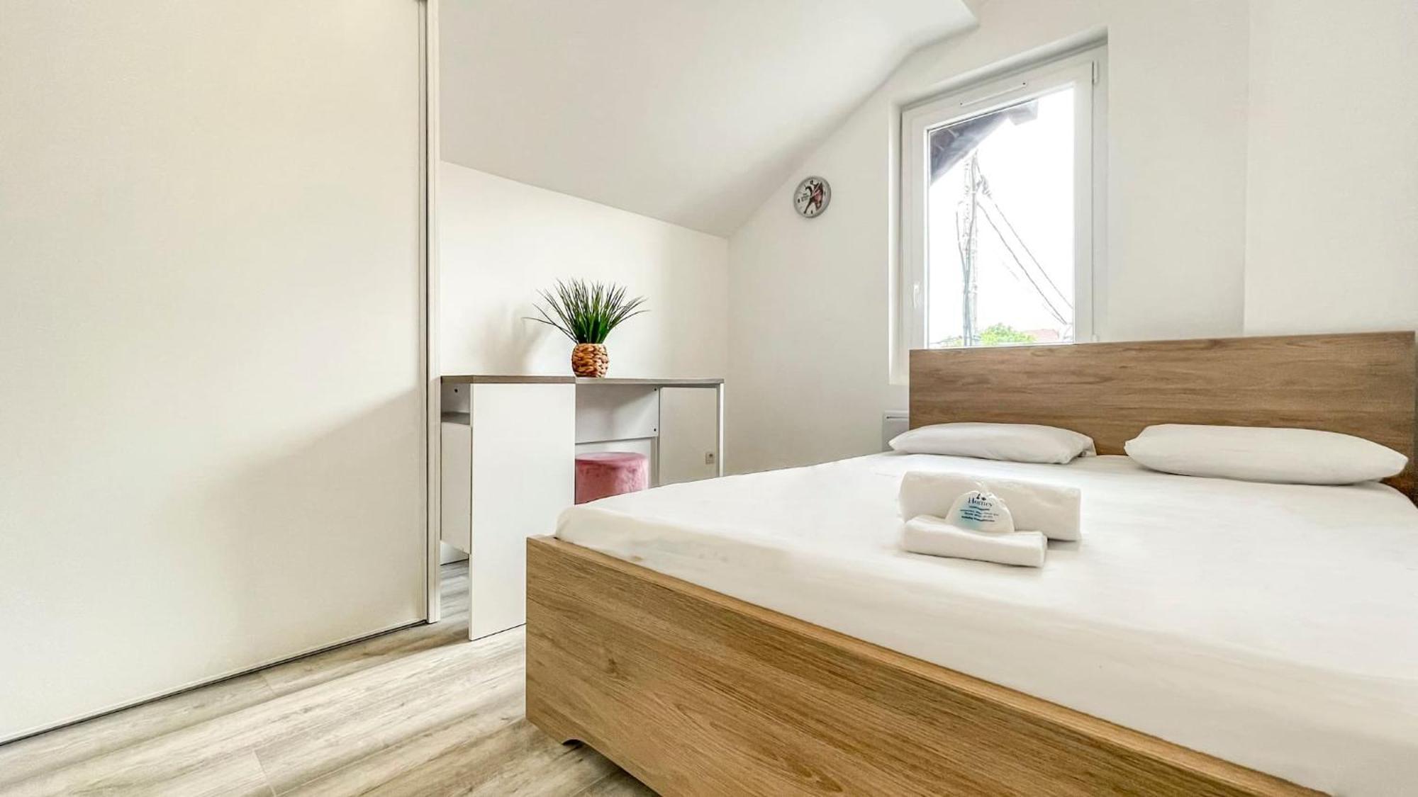 Homey Sakine- Proche Centre- Netflix- Wifi 克吕斯 外观 照片